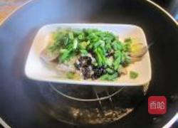 蒜头豆豉蒸海鱼的做法图解5