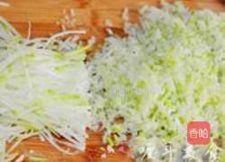 干炸青萝卜丸子的做法图解1