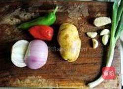 酸辣洋葱土豆丝的做法图解1