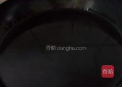 茼蒿拌黄金海茸条的做法图解6