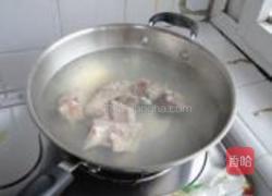 山药海带排骨汤的做法图解2