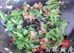 豆豉鲮鱼油麦菜的做法图解4