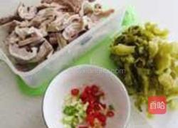 酸菜炒猪肚的做法图解1