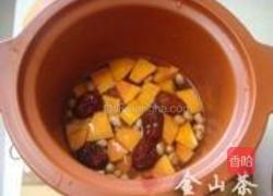 木瓜花生大枣汤的做法图解3