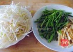 豆干韭菜炒豆芽的做法图解2