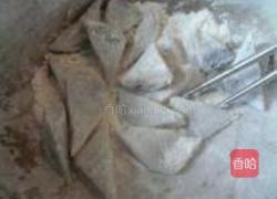 炸咸带鱼的做法图解3