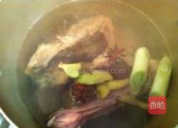 小白菜肉丸地瓜煲的做法图解2