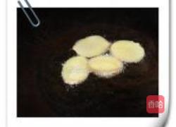 洋葱木耳焖牛肉的做法图解3