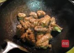 生炒排骨的做法图解2