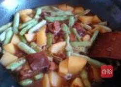 芸豆土豆红烧肉的做法图解7