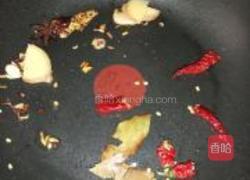 茄干焖肉的做法图解3