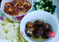 香菇鸡肉山药粥的做法图解1