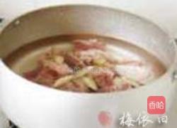 罗汉果百合鸡汤的做法图解1