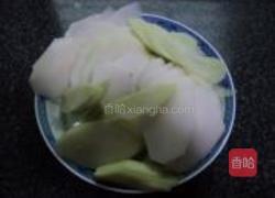 腊肉炒菜心的做法图解2