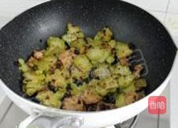 豉香里脊炒西兰花梗的做法图解10