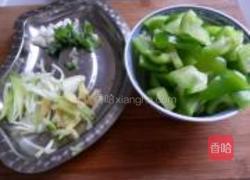 甜椒炒鸡杂的做法图解2