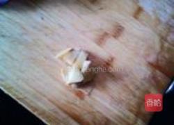 肉皮烧扁豆的做法图解3