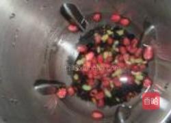 黑米花生豆浆的做法图解3