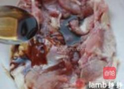 蜜汁蛋黄鸡腿卷的做法图解4