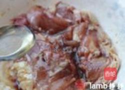 蜜汁蛋黄鸡腿卷的做法图解5