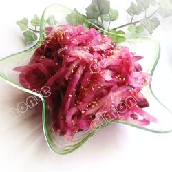 凉拌紫萝卜的做法[图]