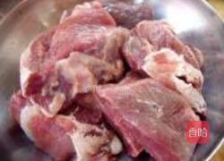 卤牛肉的做法图解1