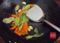 蚝油腐竹的做法图解2