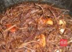 干蕨菜焖肉的做法图解9