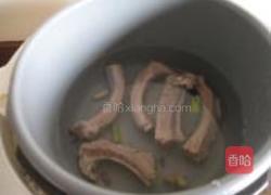 虫草萝卜排骨汤的做法图解3
