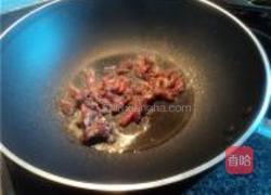 肉丝炒韭菜花的做法图解1