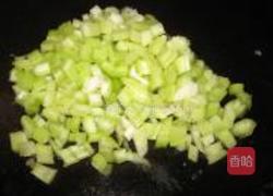 杂锦炒糙米饭的做法图解3