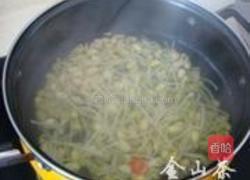黄豆芽拌粉丝的做法图解3