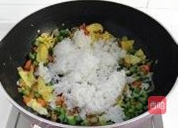 金枪鱼什锦炒饭的做法图解9