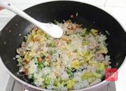 金枪鱼什锦炒饭的做法图解13