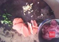 皮蛋豆腐汤的做法图解3