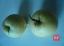 冰糖雪梨的做法图解1