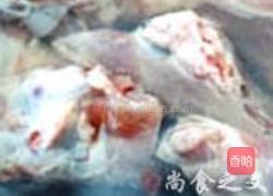 红枣杞菊猪骨汤的做法图解1