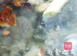 红枣杞菊猪骨汤的做法图解2