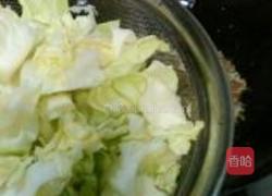 蒜香虾脯包菜的做法图解4