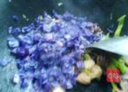 紫甘蓝炒鸡杂的做法图解7