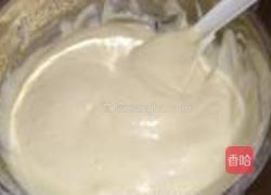 戚风蛋卷的做法图解5