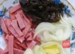 豆芽焖面的做法图解3