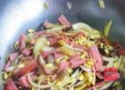 豆芽焖面的做法图解7