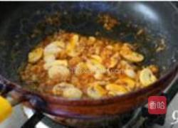 蘑菇肉酱意面的做法图解9