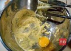 香草冰淇淋的做法图解1