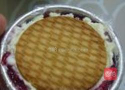 樱桃冰淇淋炸弹的做法图解7