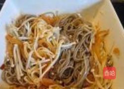 金针菇海蜇拌荞麦面的做法图解6