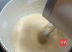 橙香鸭蛋海绵蛋糕的做法图解3