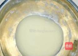 韭菜猪肉包子的做法图解1