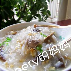 鸡肝木耳燕麦粥的做法[图]